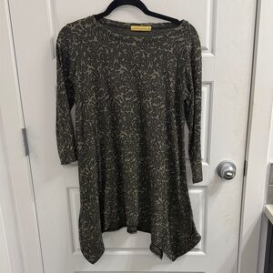 Cut Loose Asymmetrical Tunic Size XS